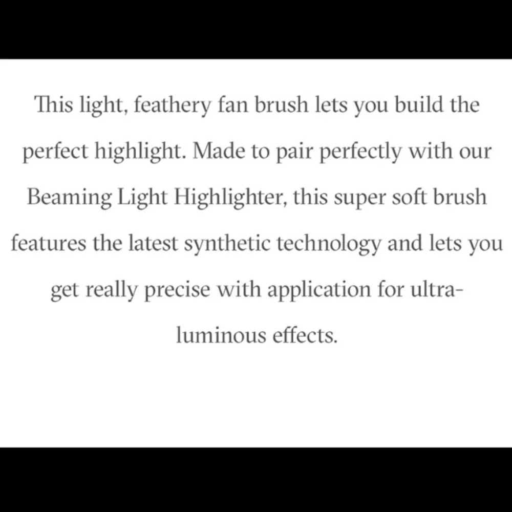 Jaclyn Cosmetics Highlighter Brush
